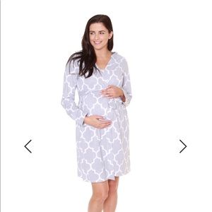 Baby be mine maternity robe and gown